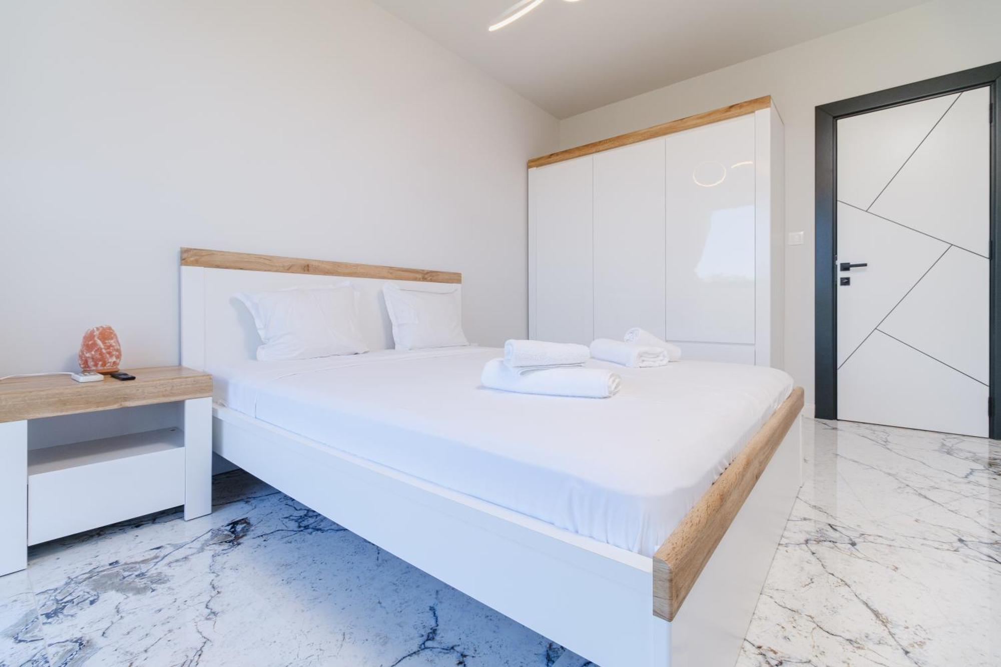 Lauta Forest 1-Bedroom Apartment 플로브디프 외부 사진